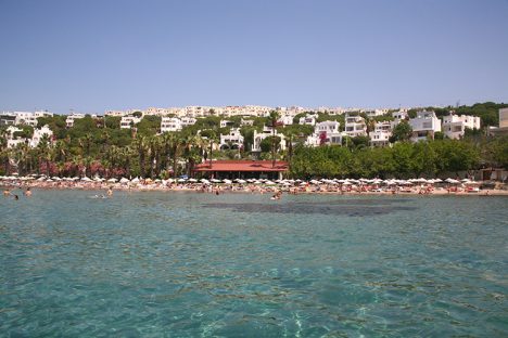 Bodrum Akyarlar Plajı Meteor Beach