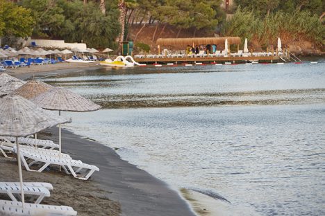 Bodrum Akyarlar Plajı Meteor Beach
