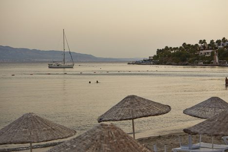 Bodrum Akyarlar Plajı Meteor Beach