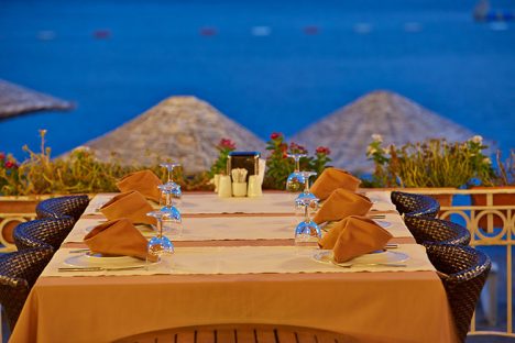 Meteor Beach Restaurant ve Bar