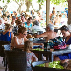 Meteor Beach Restaurant ve Bar