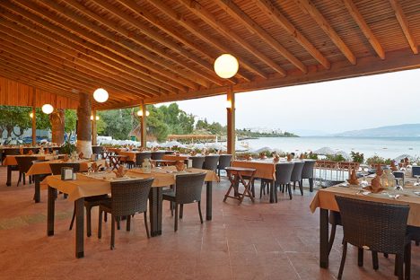 Meteor Beach Restaurant ve Bar
