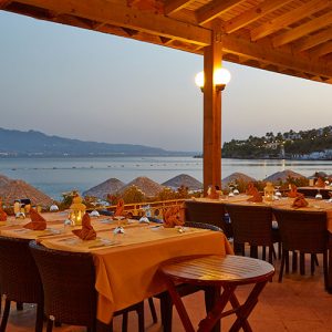 Meteor Beach Restaurant ve Bar