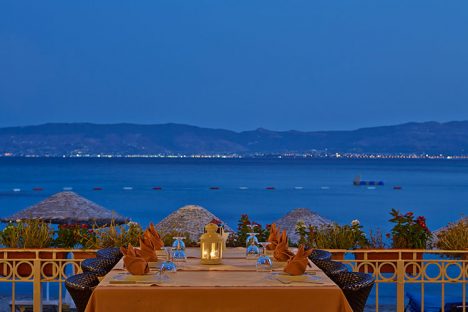 Meteor Beach Restaurant ve Bar